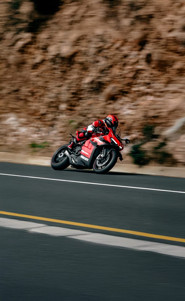 Superbike: The Ultimate Fusion of Speed, Power, and Precision